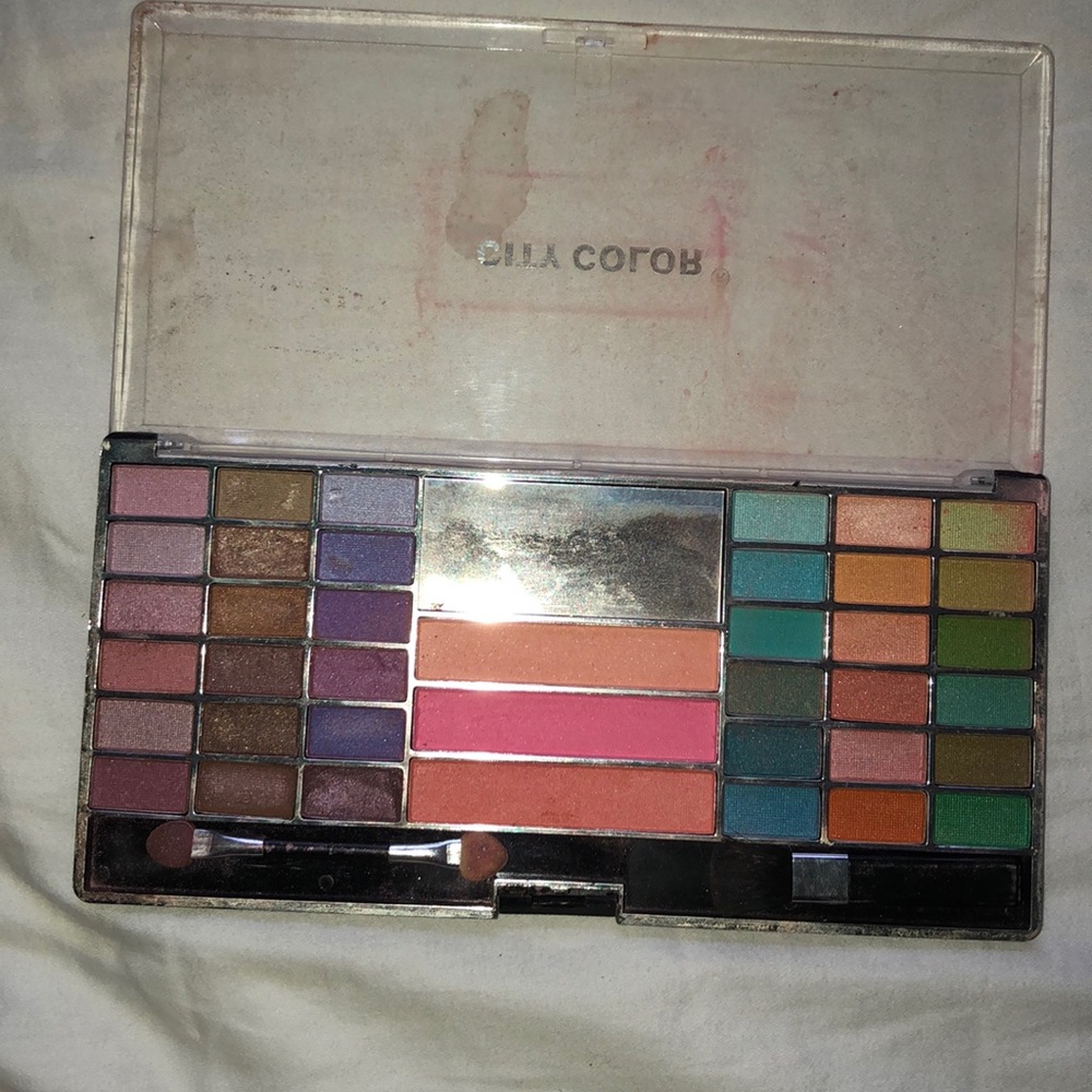City color makeup pallette